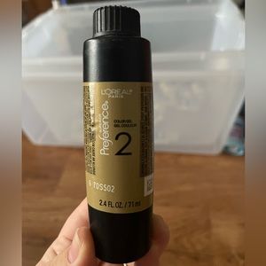 L’Oréal Paris Superior Preference Color Gel